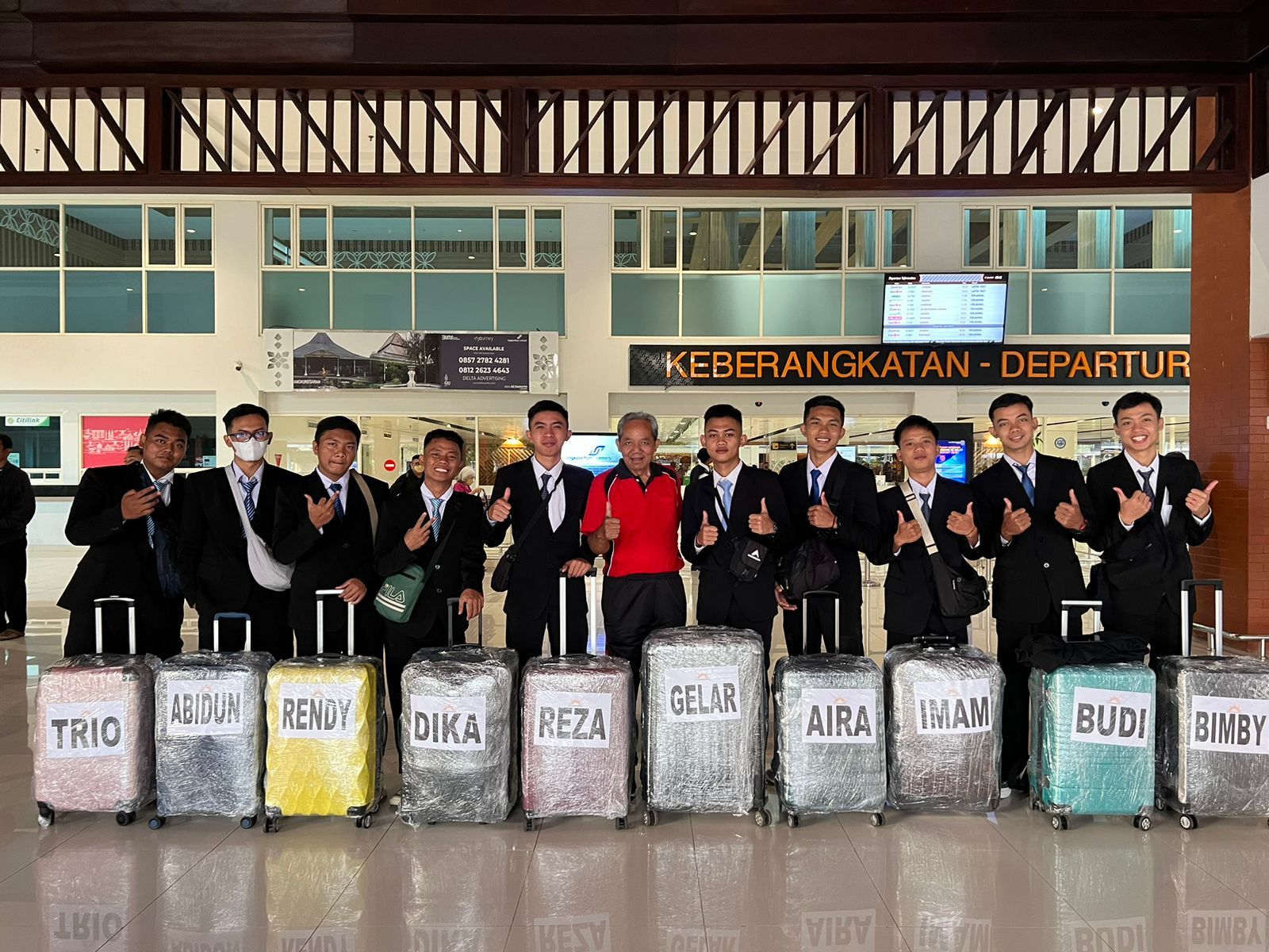 PEMBERANGKATAN PESERTA MAGANG 